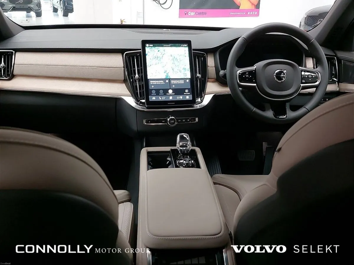 Volvo XC90 T8 PHEV AWD Plus Dark 0.95% APR!! - Image 4
