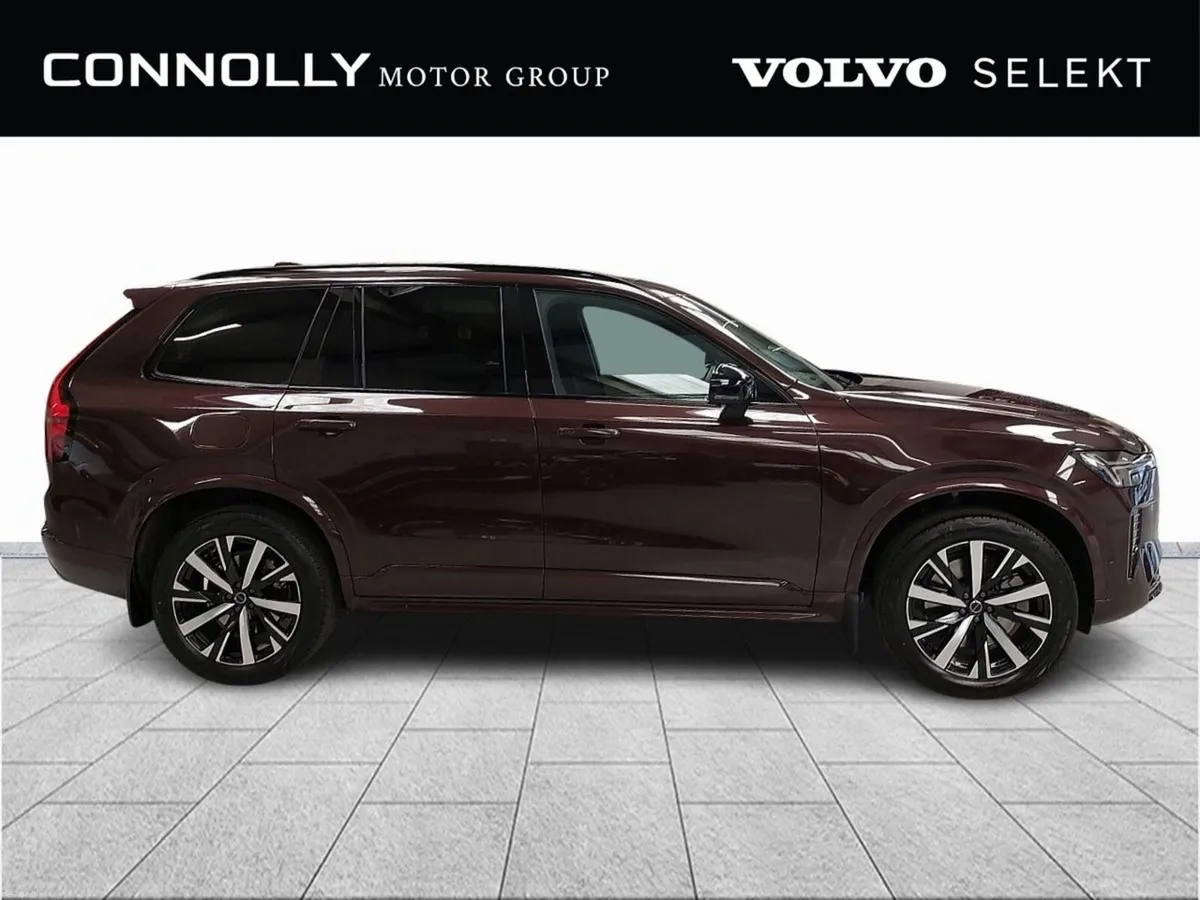 Volvo XC90 T8 PHEV AWD Plus Dark 0.95% APR!! - Image 3