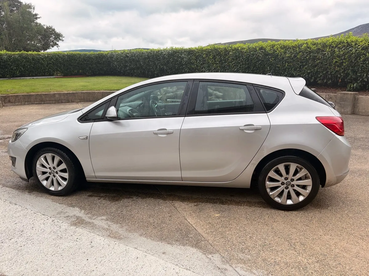 Opel Astra for sale  **Emigrating - Image 3