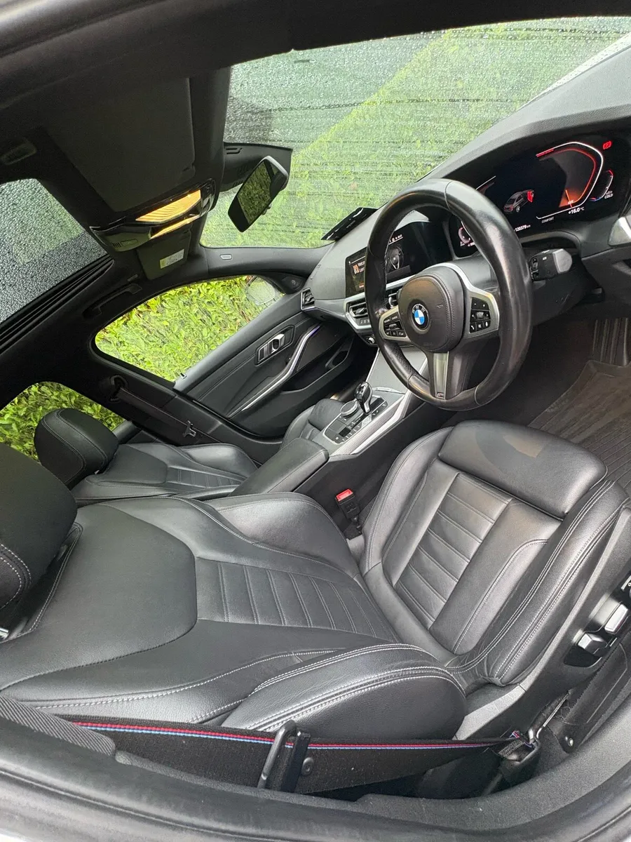 2019 BMW 320D G20 M Sport – Sunroof Model - Image 4