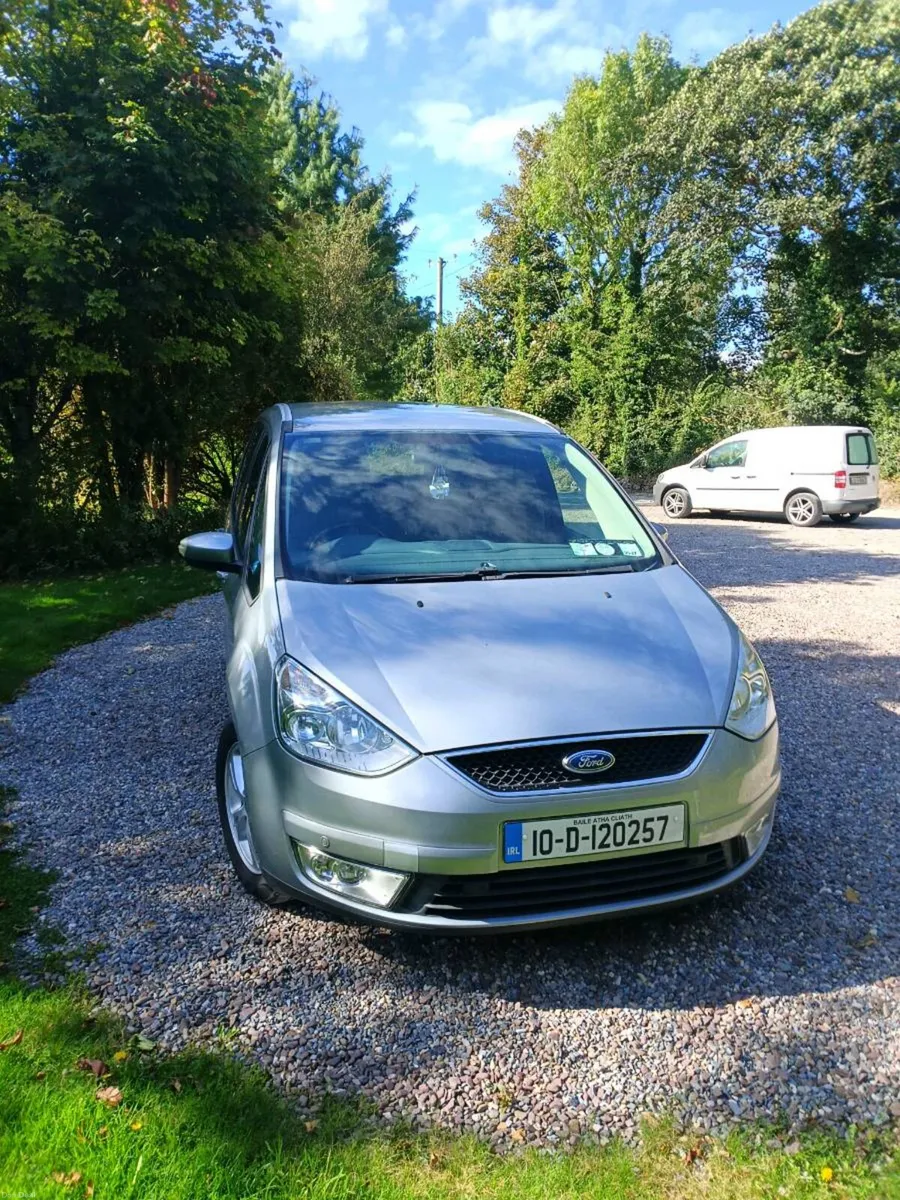 Ford 7 seater - Image 1