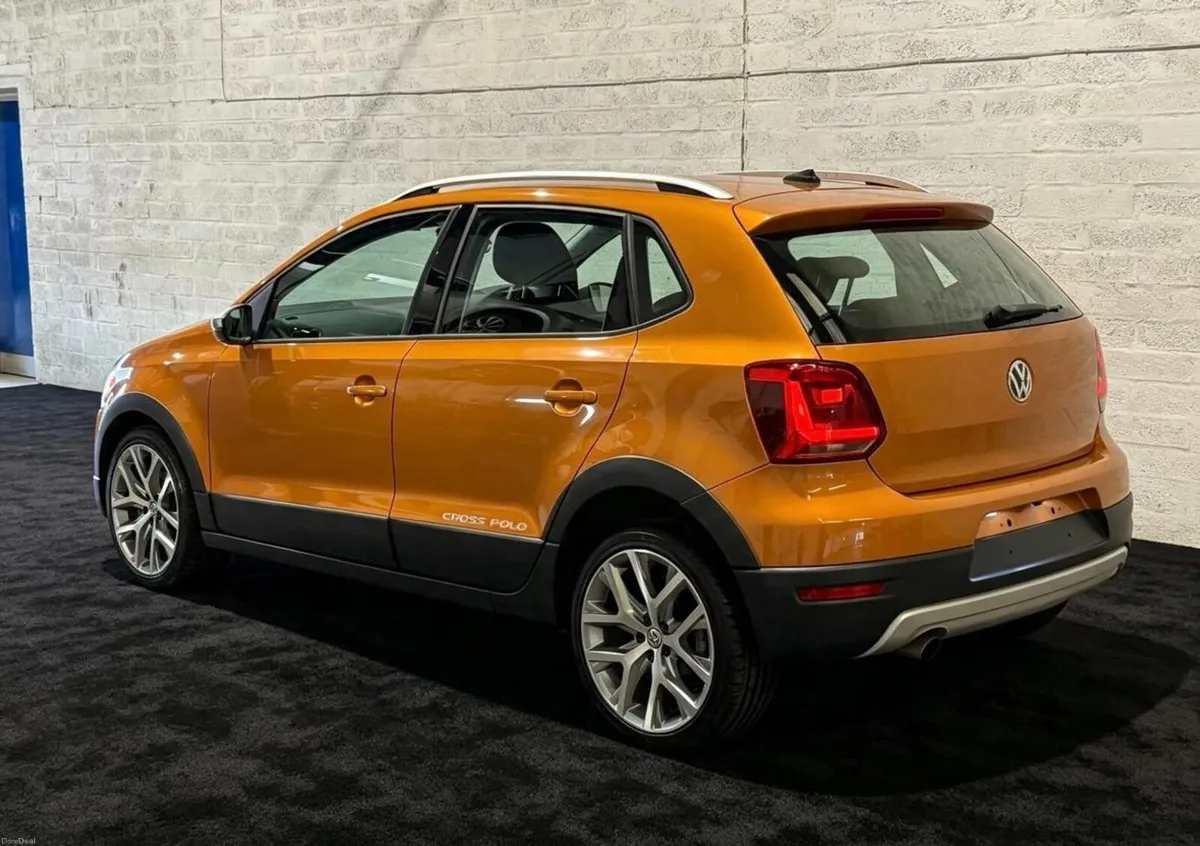 Volkswagen Polo Cross - Image 3