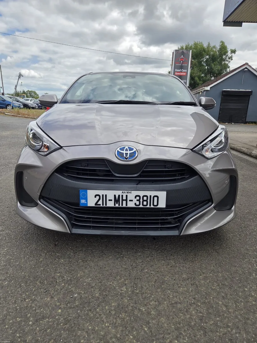 2021 Toyota Yaris 1.5 Hybrid Automatic - Image 1