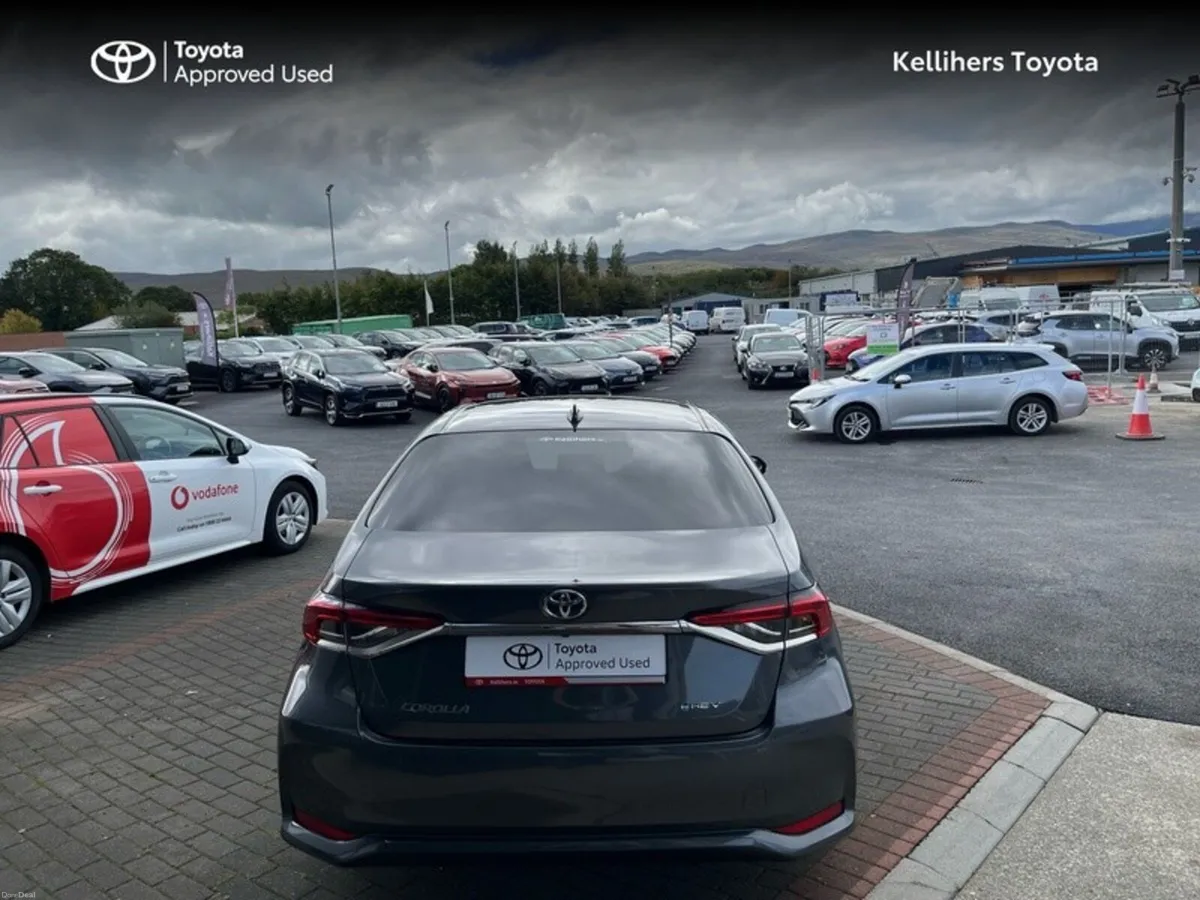 Toyota Corolla - Image 4