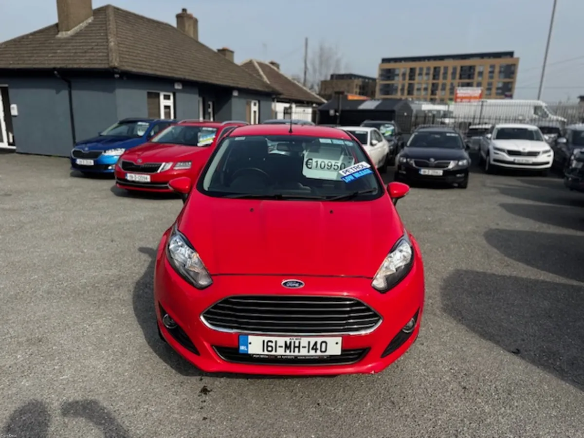 Ford Fiesta 2016 ZETEC VERY LOW KMS 1.25 60PS 5DR - Image 3