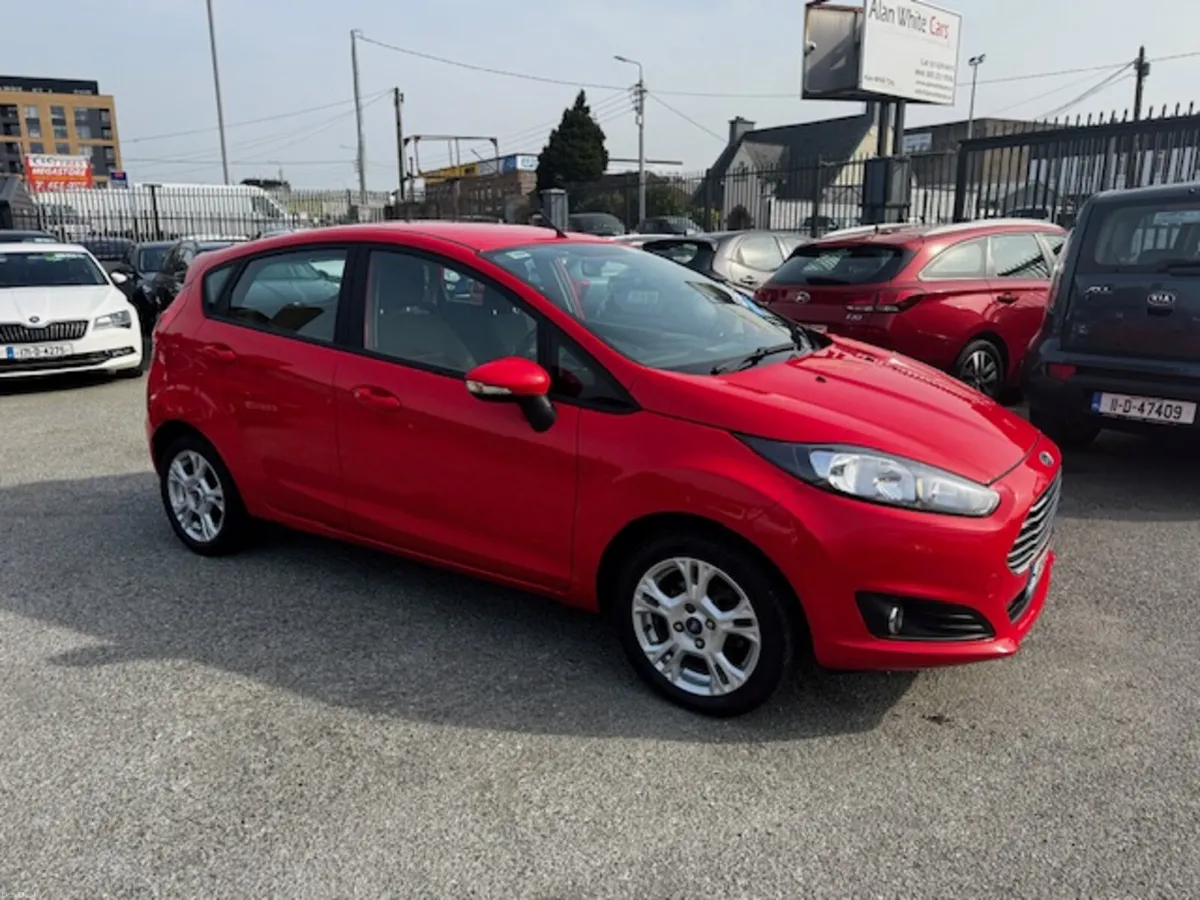 Ford Fiesta 2016 ZETEC VERY LOW KMS 1.25 60PS 5DR - Image 1