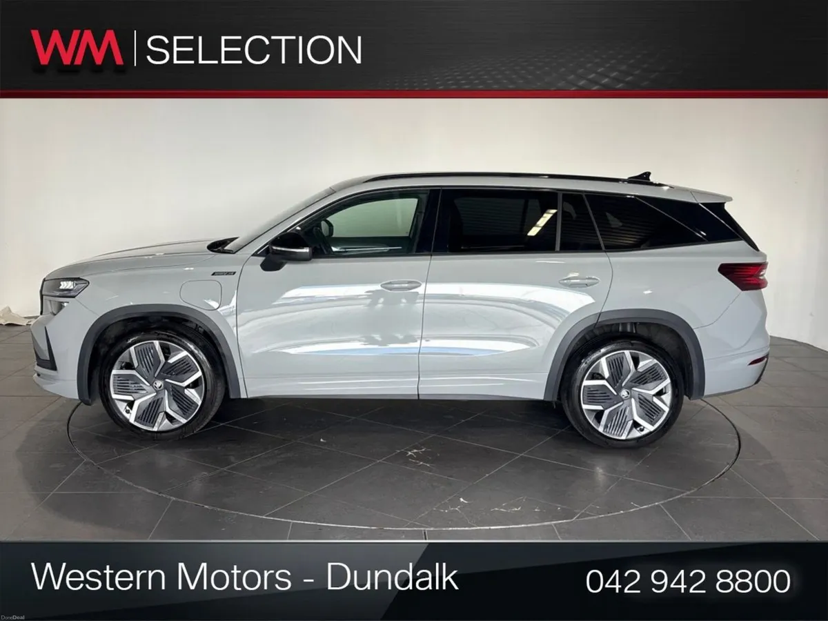 Skoda Kodiaq IV Sportline TSI iV 204 PHEV *REDUCED - Image 3