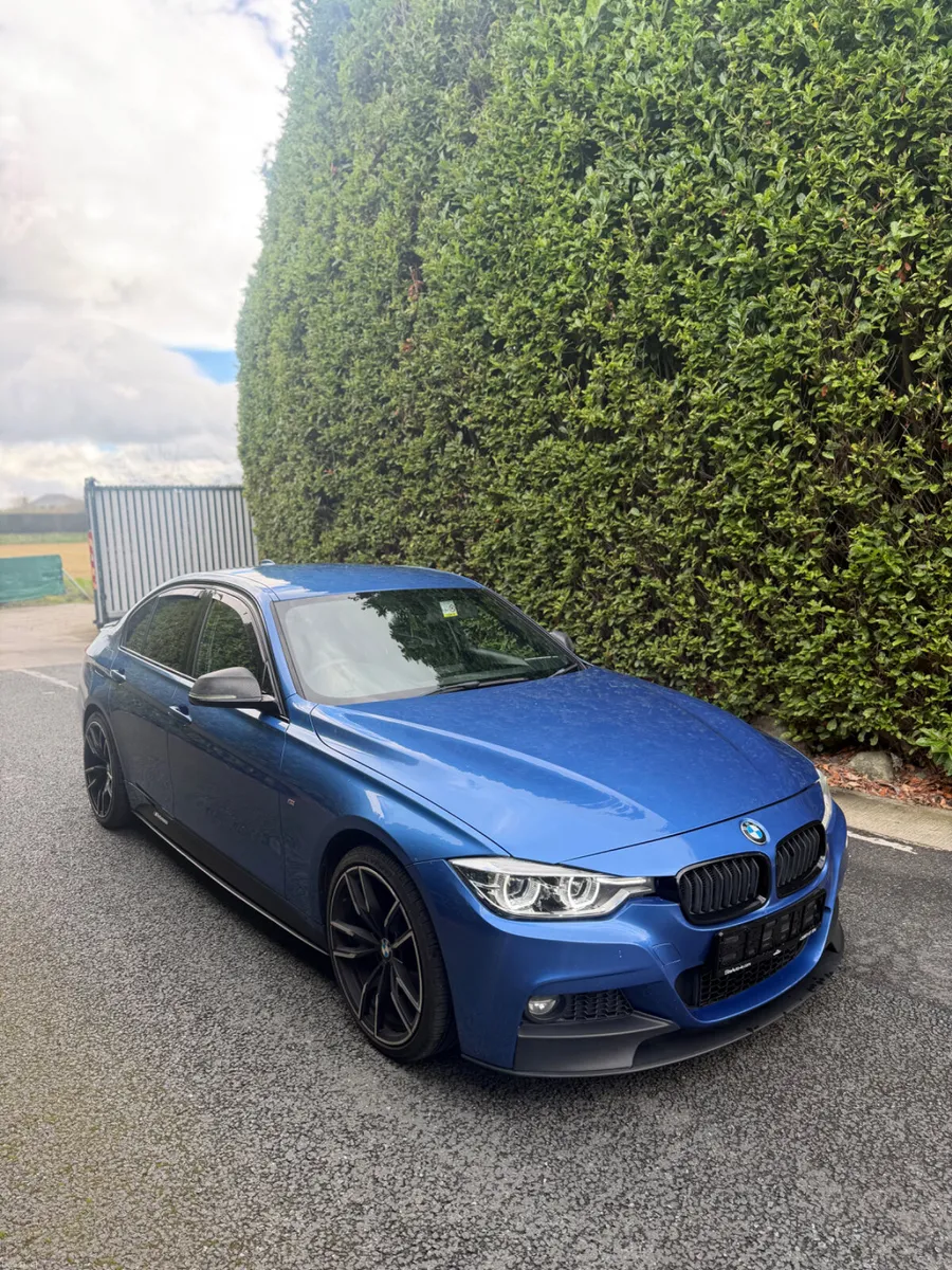 2017 BMW 320D M SPORT - Image 4