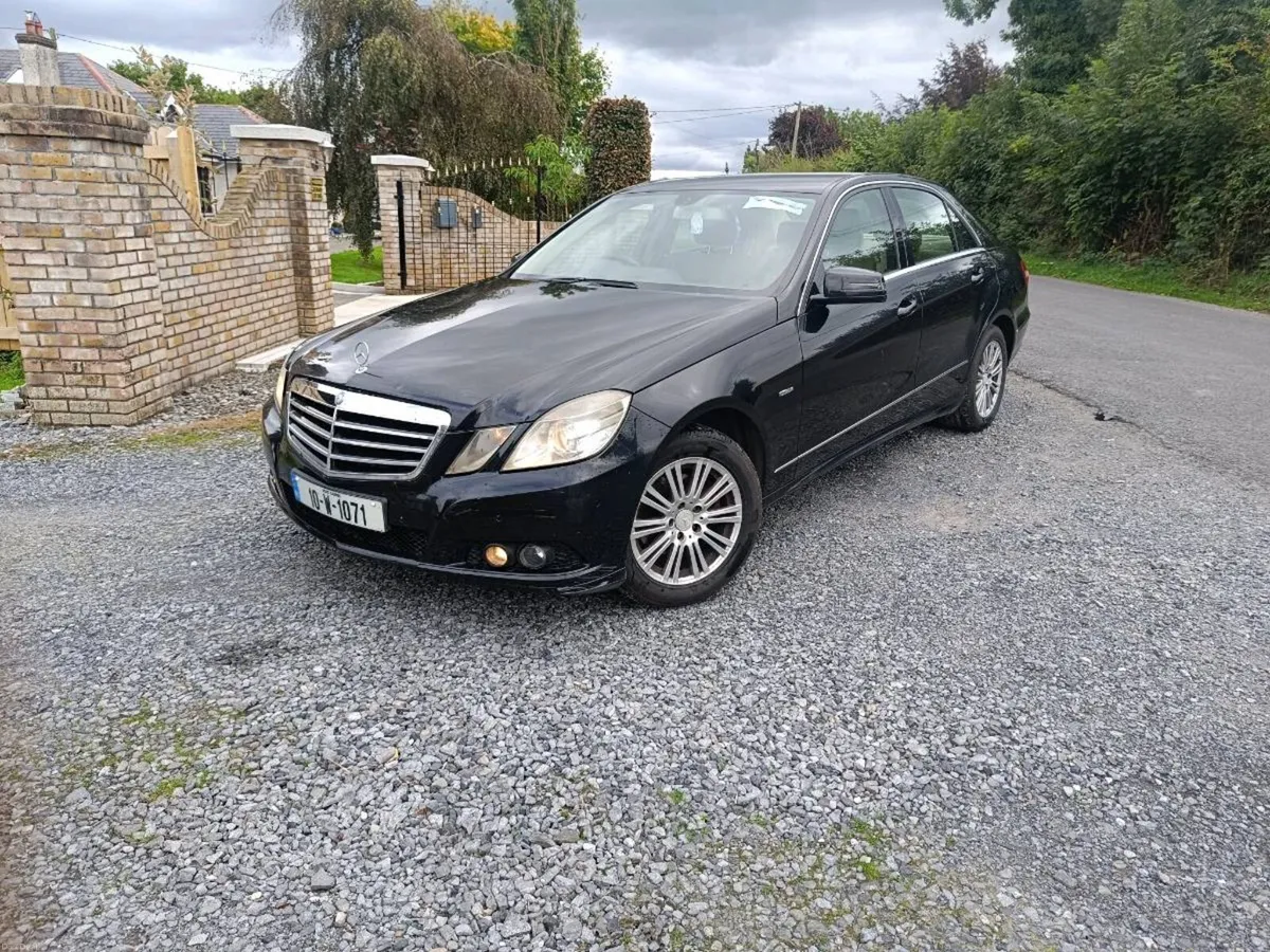 2010 e220cdi auto - Image 4