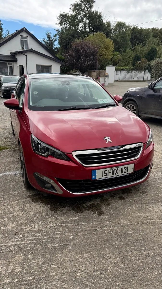 Peugeot 308 2015 - Image 1