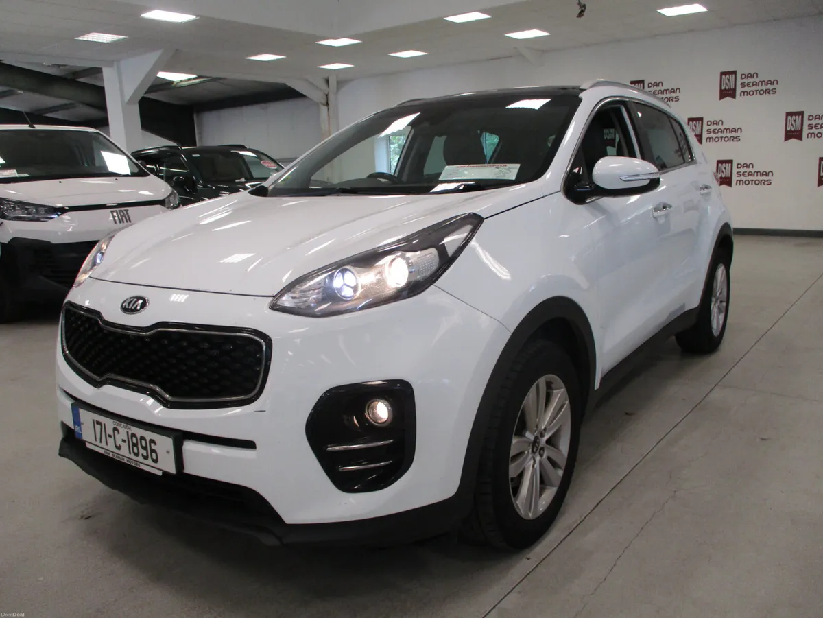 KIA SPORTAGE 1.7 DSL EX 2017-LEATHER-HEATED SEATS - Image 4