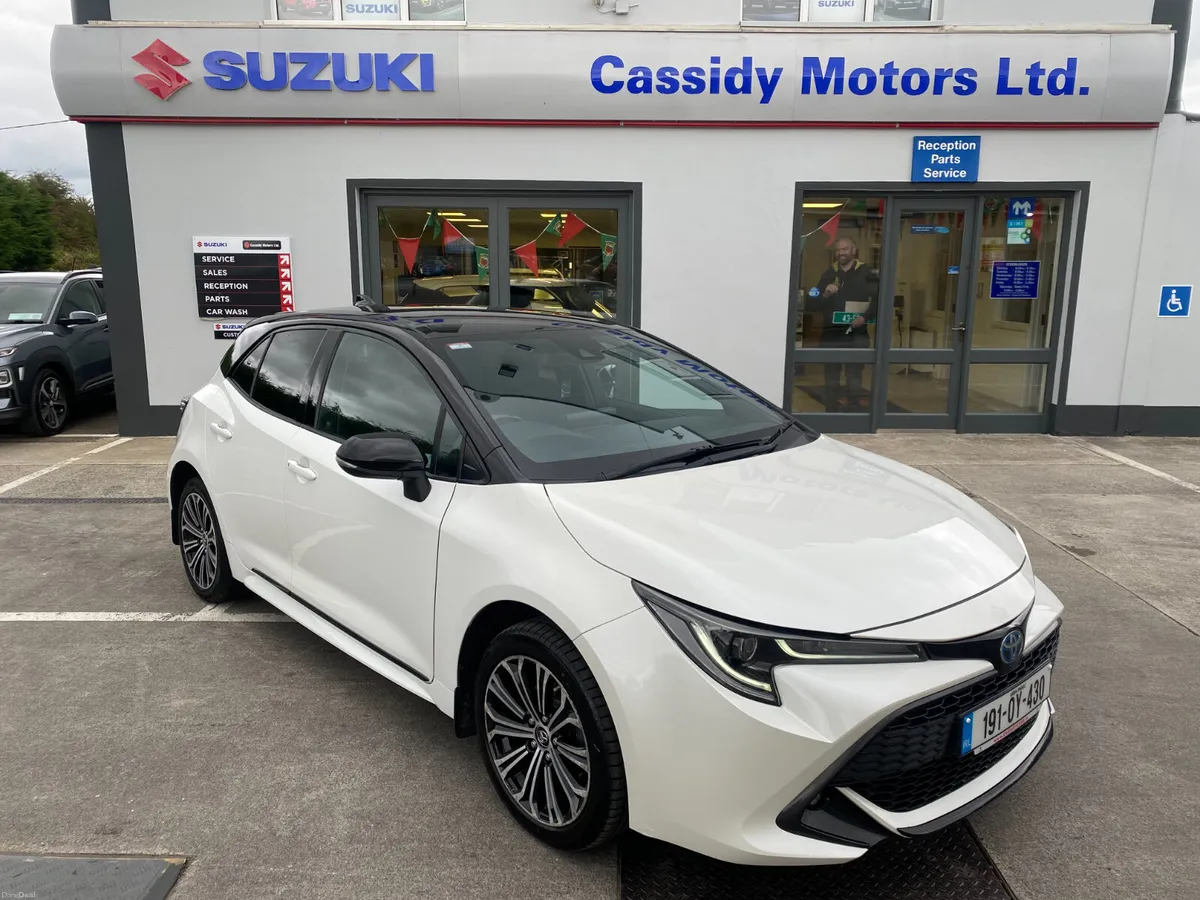 2019, Toyota Corolla Hybrid Luna Sport - Image 1