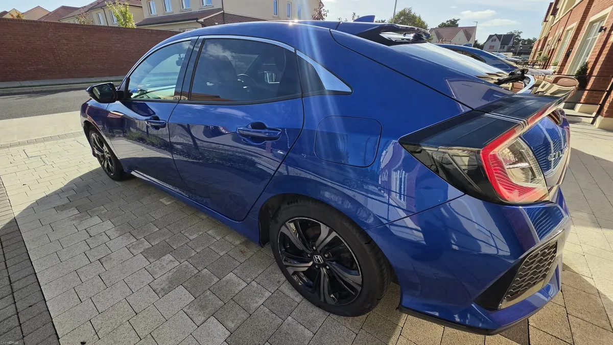 Honda Civic - Image 2