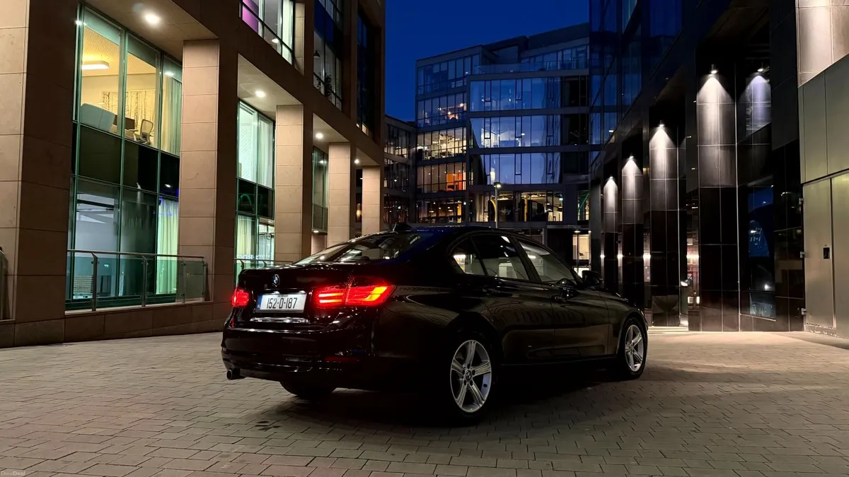 BMW 3-Series 2015 - Image 4