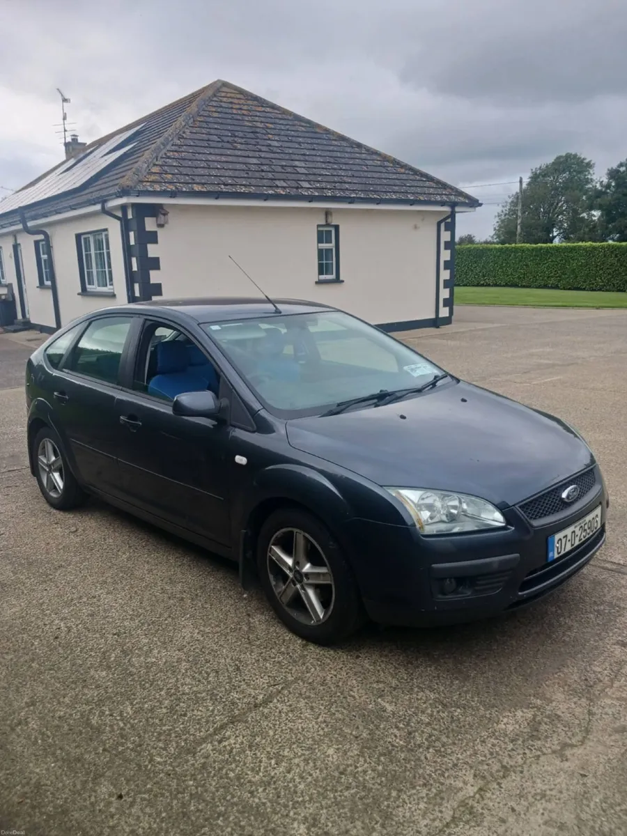 Ford Focus 2007 - Image 2