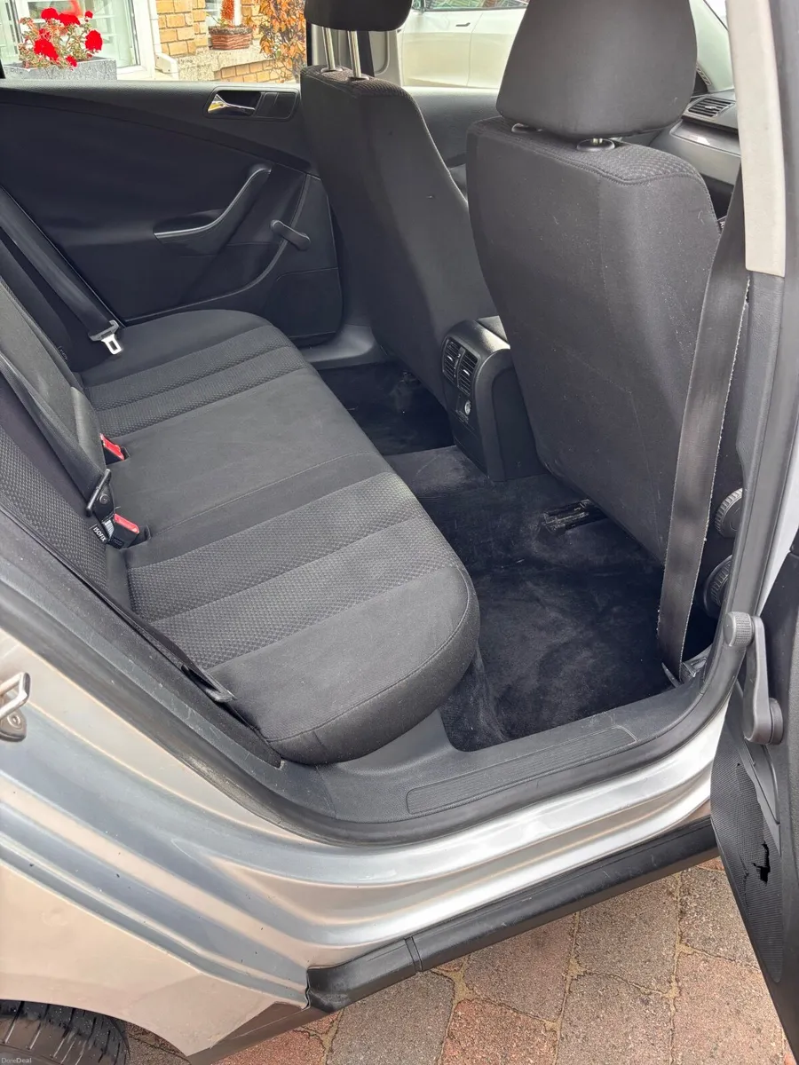 Volkswagen Passat 2008 - Image 4