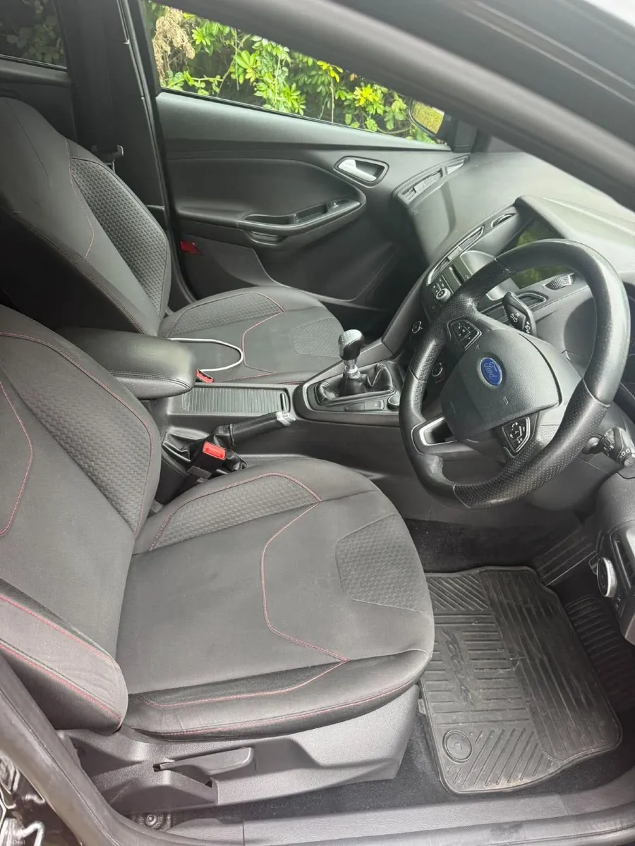 Ford Focus 2017 - ST-Line -1.0L Petrol / EcoBoost - Image 6