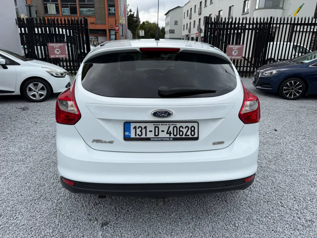 *LOW KM* 2013 (131) Ford Focus 1.0 Zetec - Image 6
