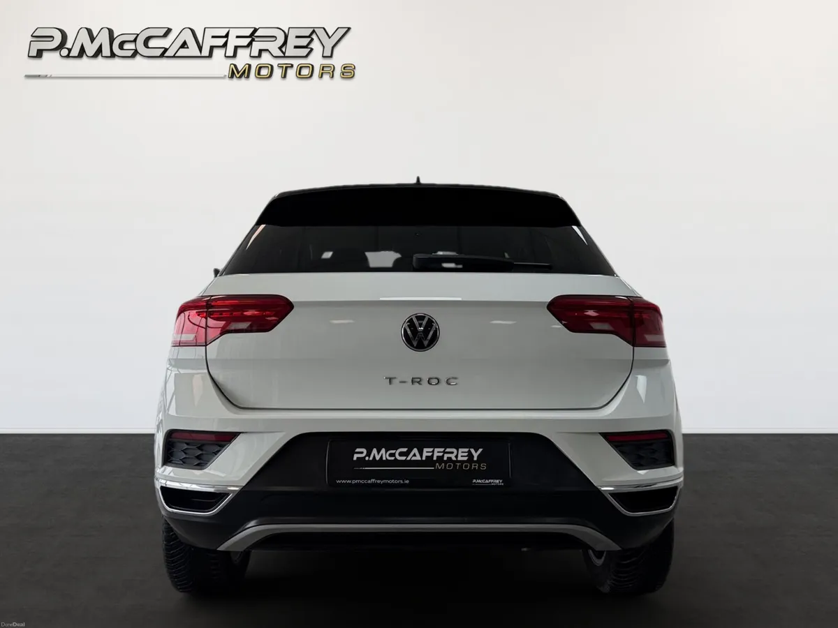 2021 VOLKSWAGEN T-ROC 2.0 TDI DESIGN 150 BHP AUTO - Image 6
