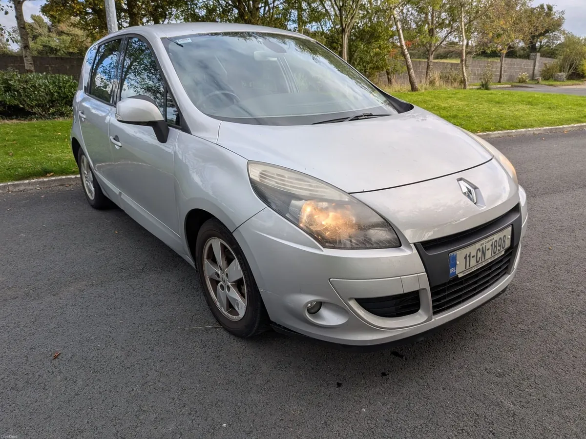 Renault Scenic 1.6 diesel Dynamique Tom Tom 2011 - Image 1