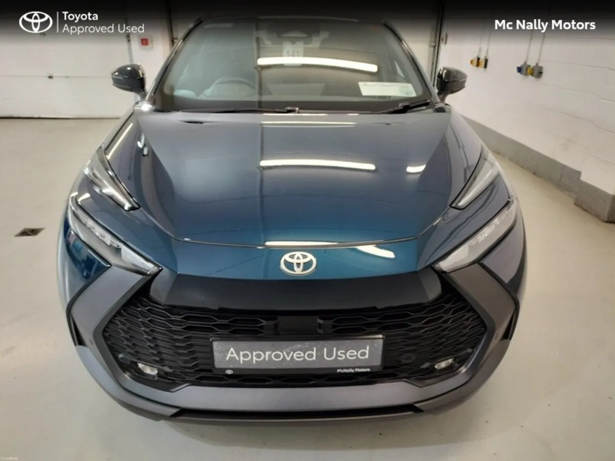 Toyota C-HR HYBRID SPORT - Image 5