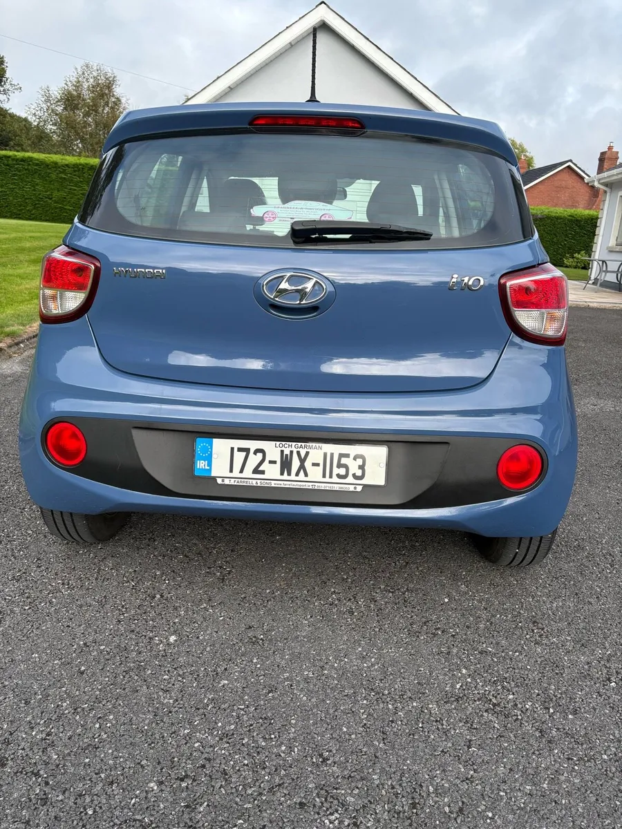 172 Hyundai i10 Deluxe - Image 4