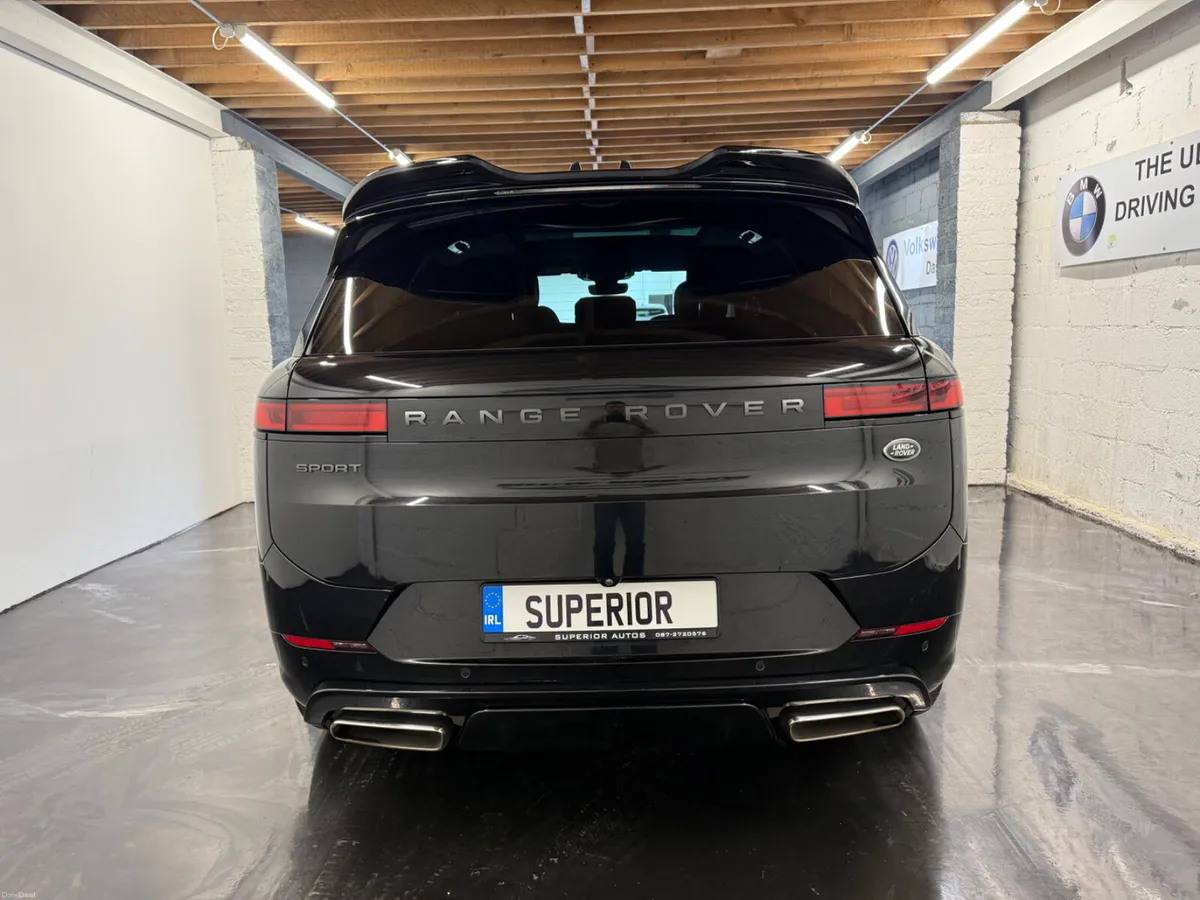 2023 Land Rover Range Rover Dynamic SE P440e Auto - Image 6