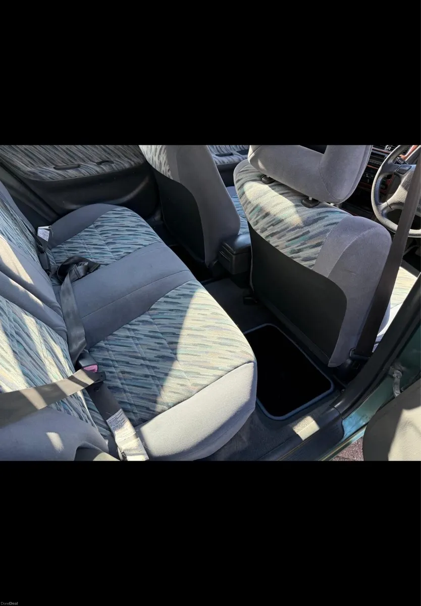 1995 Toyota Corolla cdx - Image 6