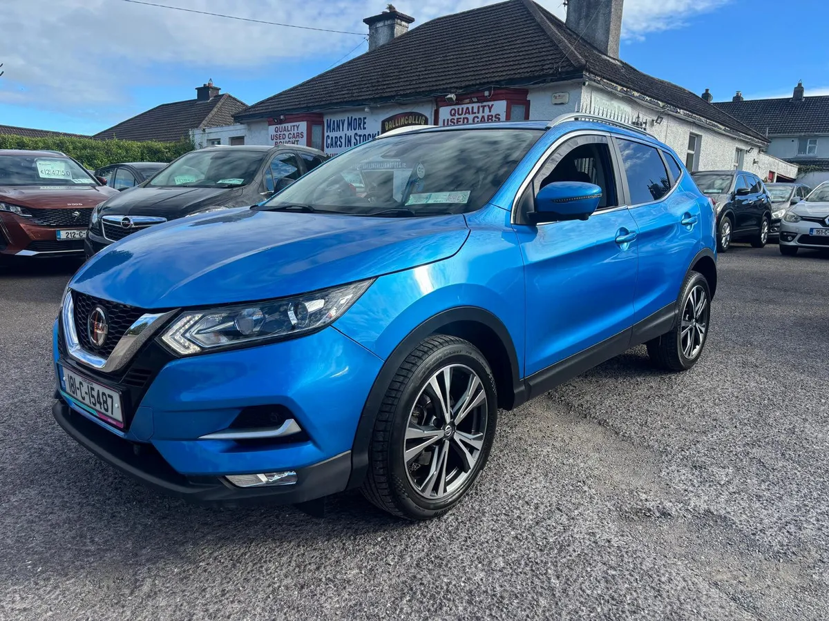 Nissan Qashqai 2018  PETROL - Image 2