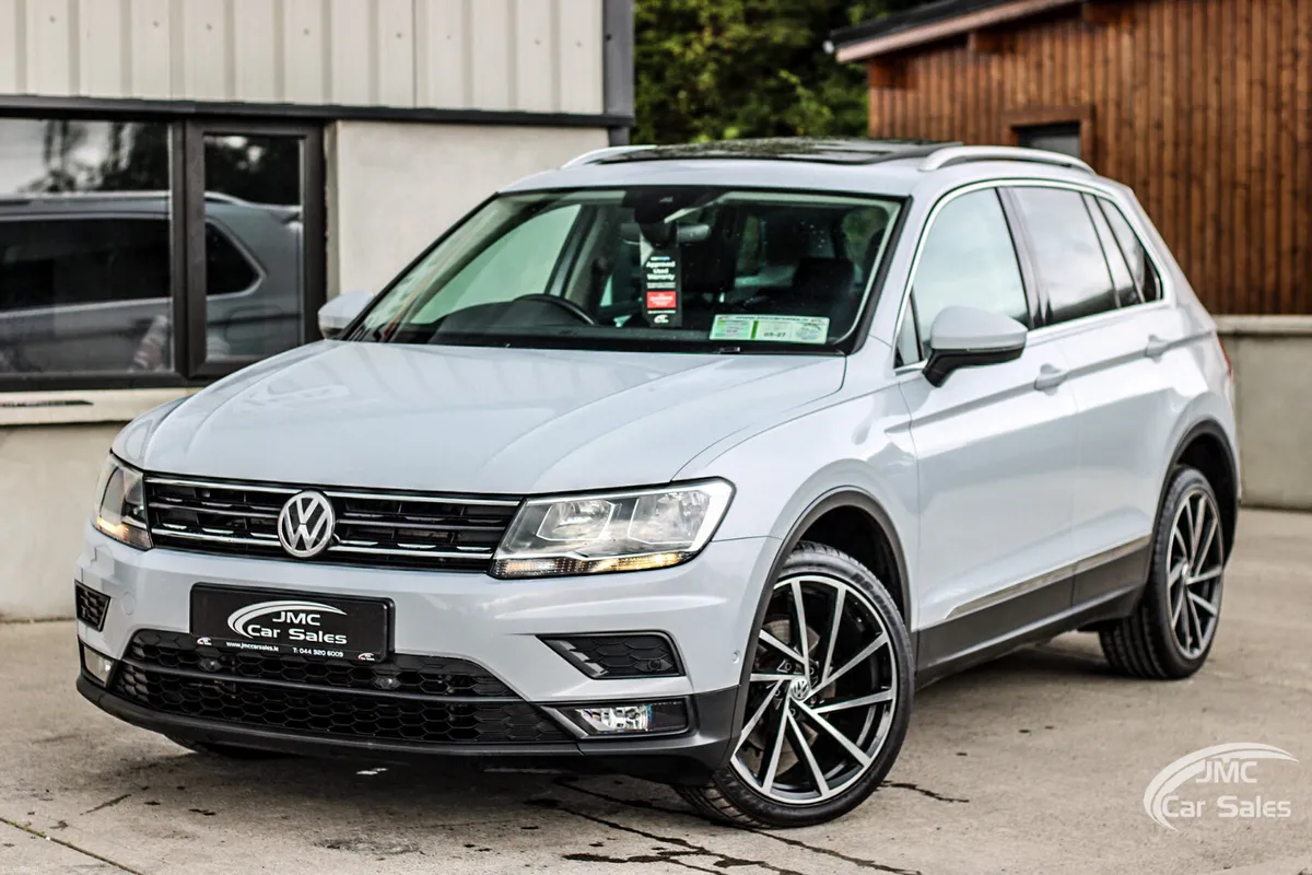 2018 VOLKSWAGEN TIGUAN PAN ROOF COMFORTLINE - Image 1