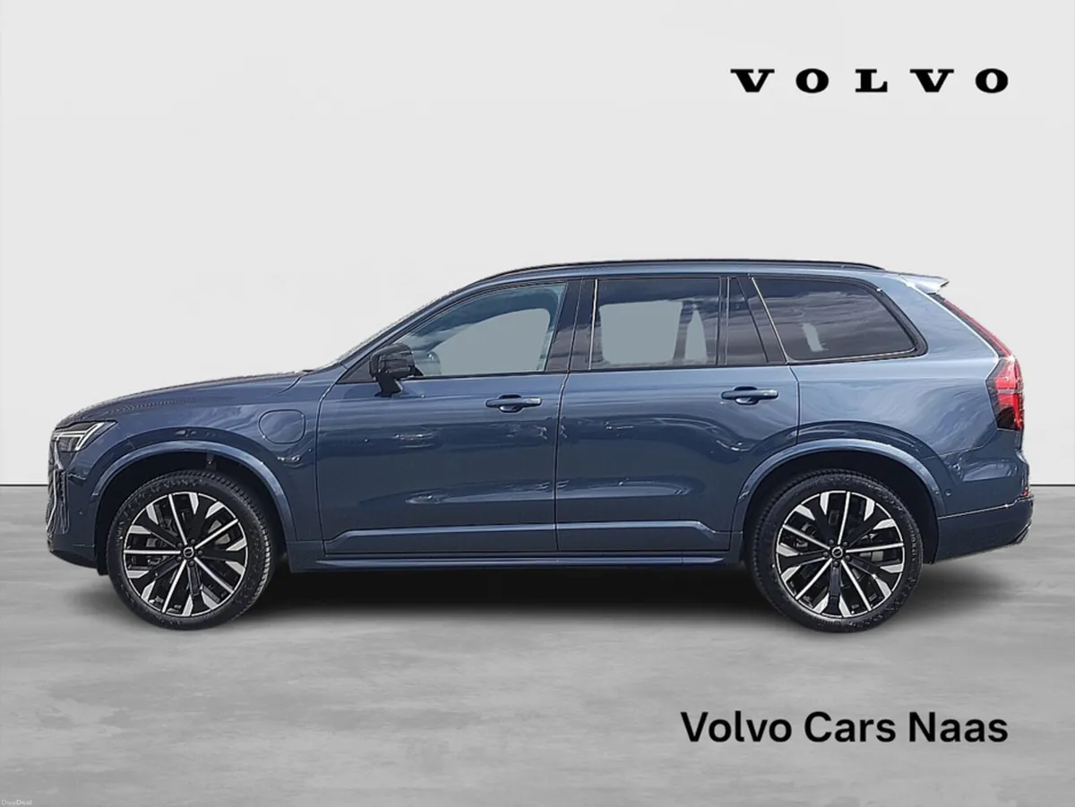 Volvo XC90 Demo 0.95% PCP €187 PW T8 PHEV AWD Plus - Image 3