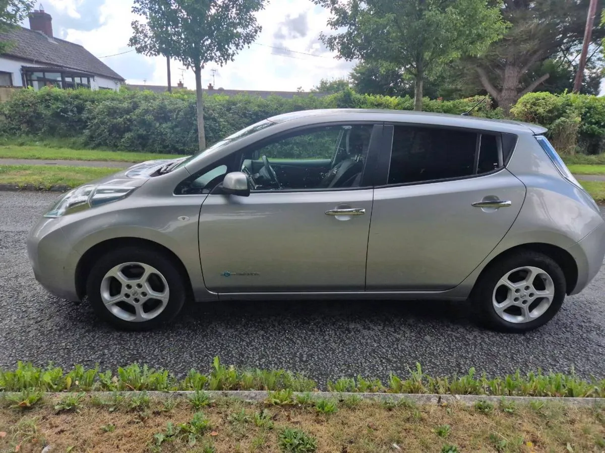 car - Image 5
