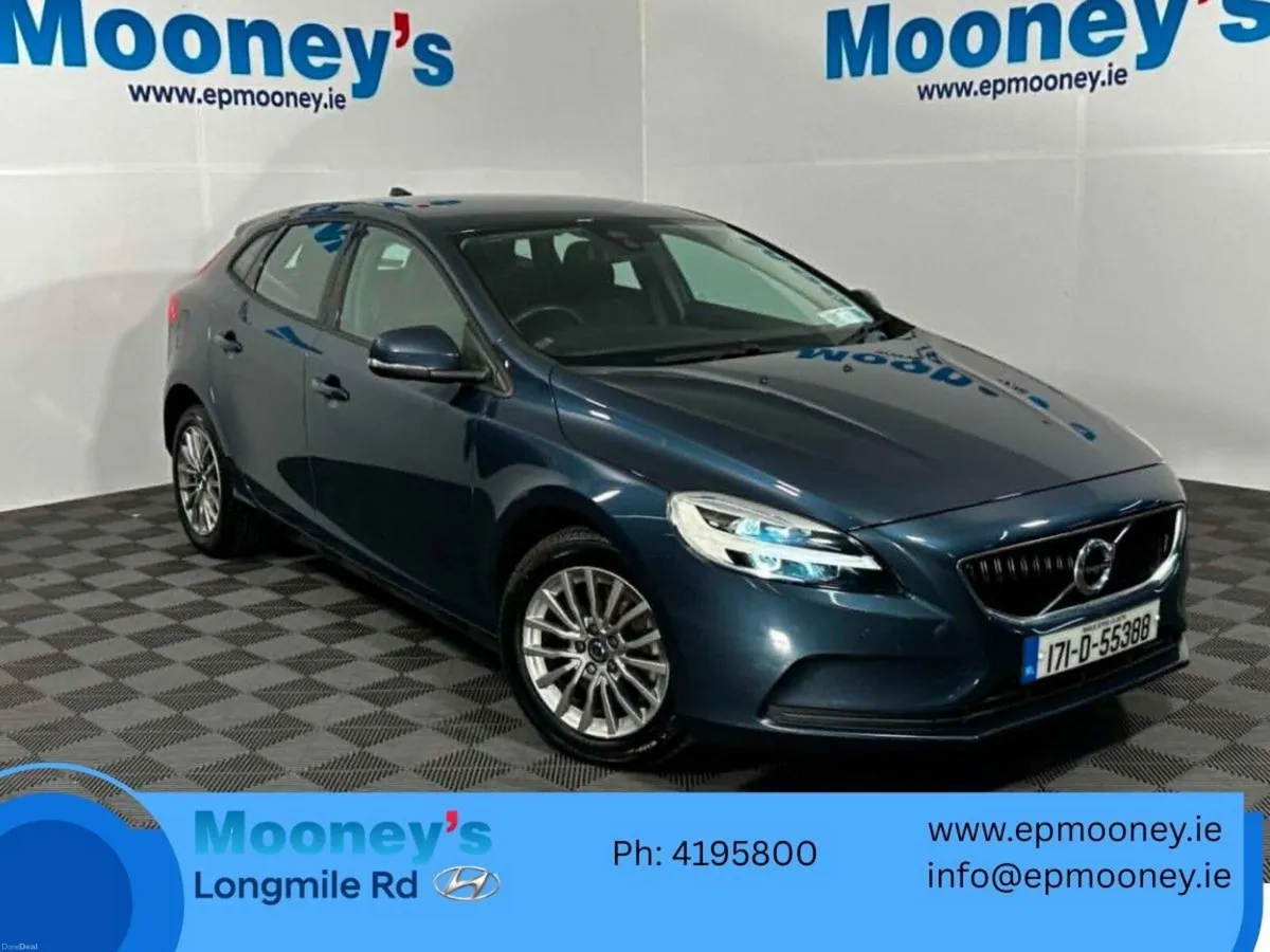 Volvo V40 T2 (122hp) Momentum Edition - Test Drive - Image 1