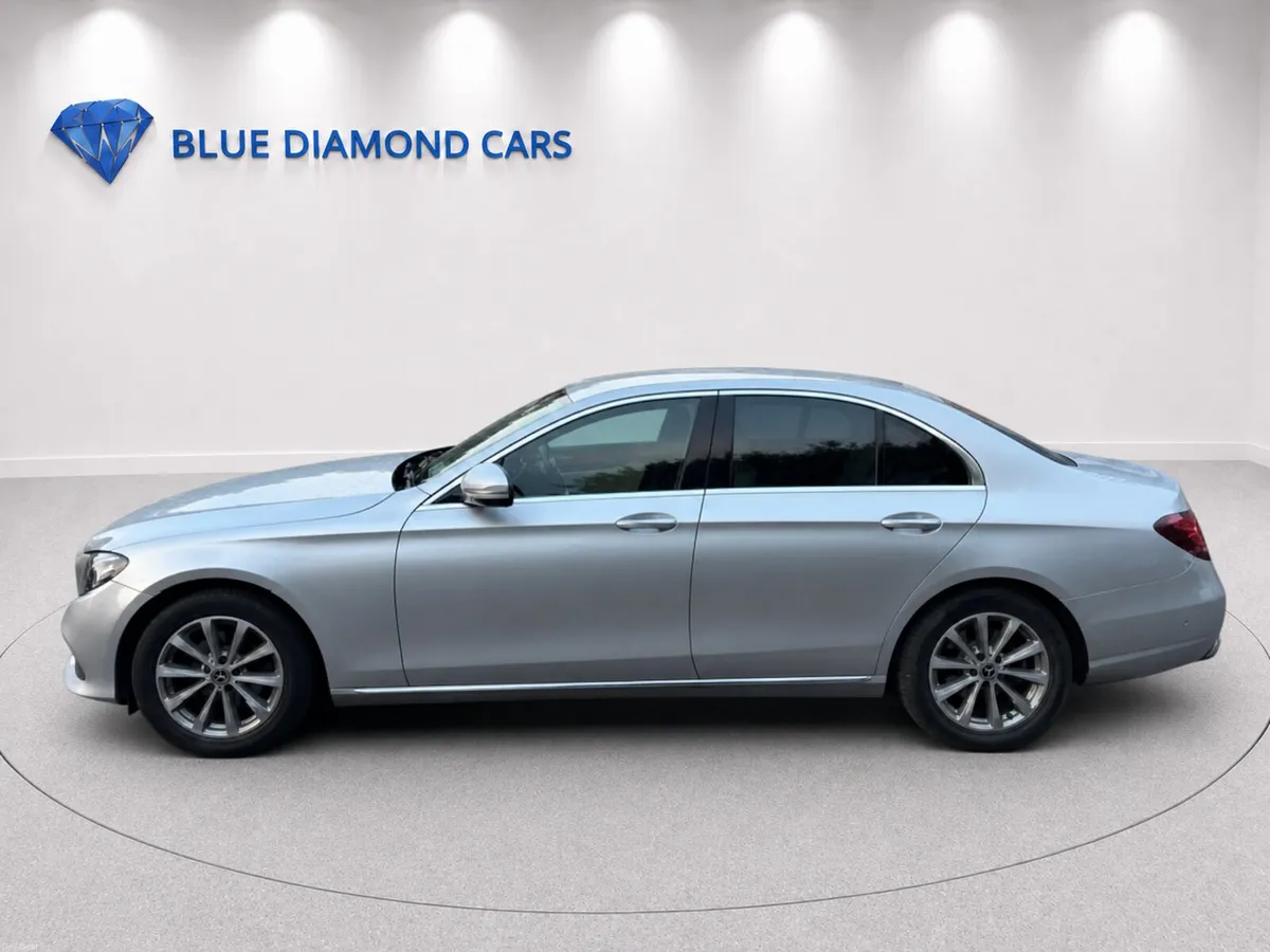 E 220 AVANTGARDE AUTO - Image 4