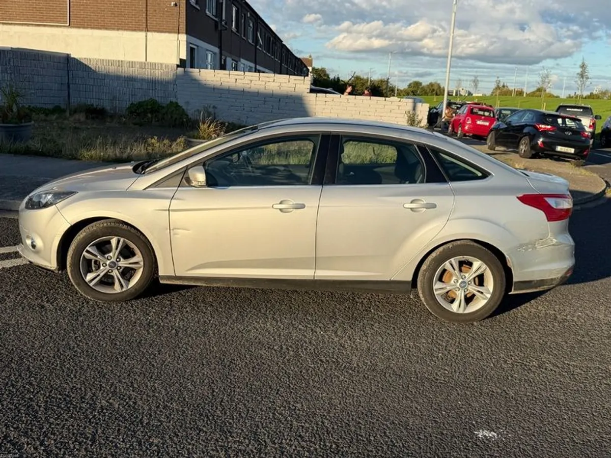 2014 Ford Focus nct 02/27 - Image 2