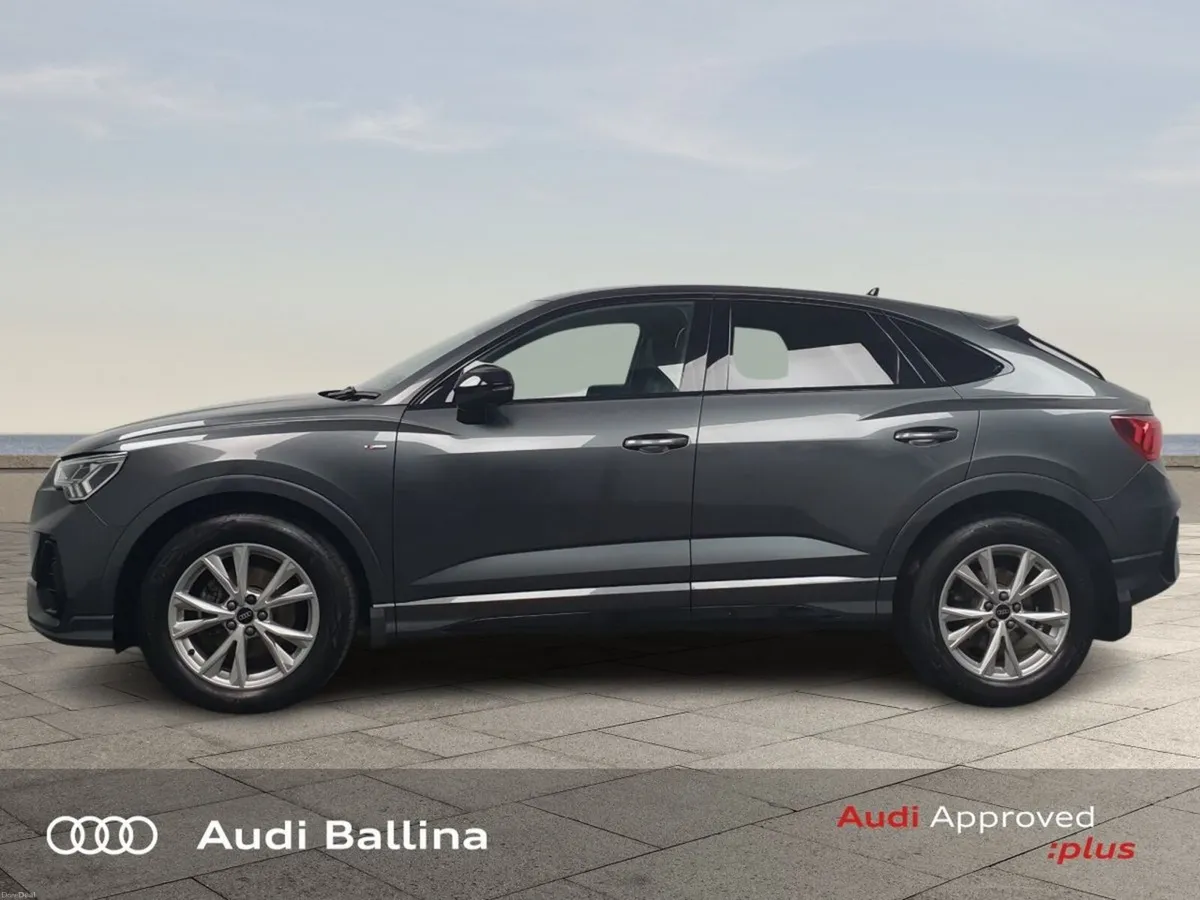 Audi Q3 Q3 SB 35 TDI 150 S-T S line - Image 4