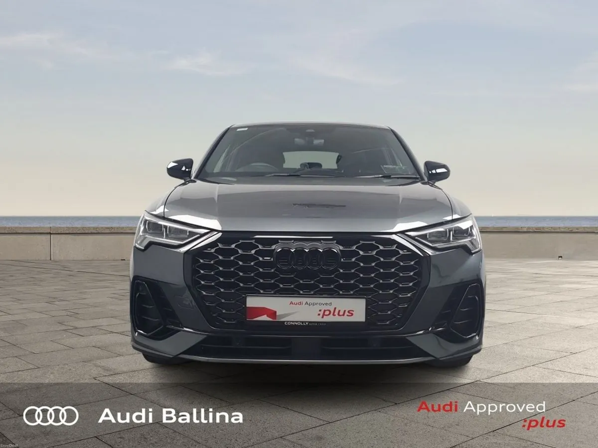 Audi Q3 Q3 SB 35 TDI 150 S-T S line - Image 2