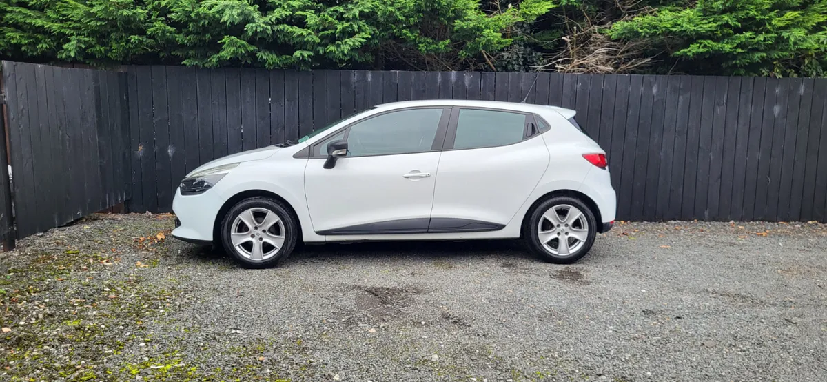 Renault Clio 2015 - Image 5