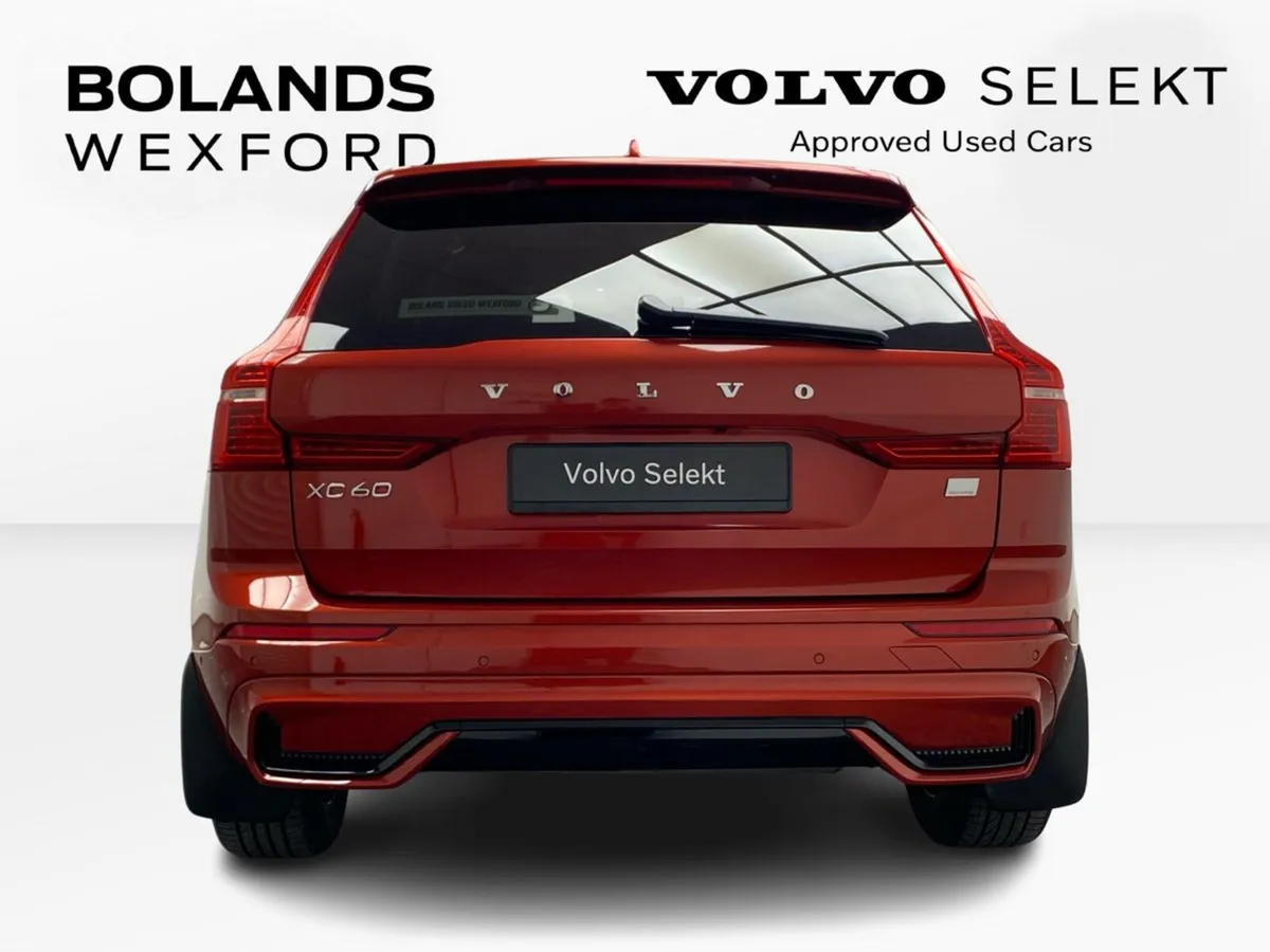 Volvo XC60 T6 Recharge PHEV 350hp AT8 Plus Dark - Image 4