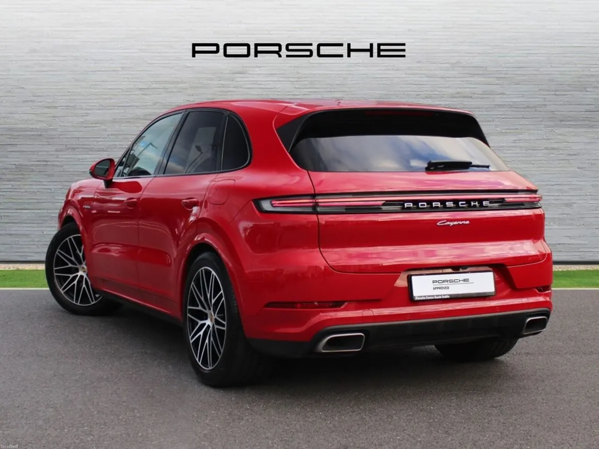 Porsche Cayenne E-Hybrid - Image 2