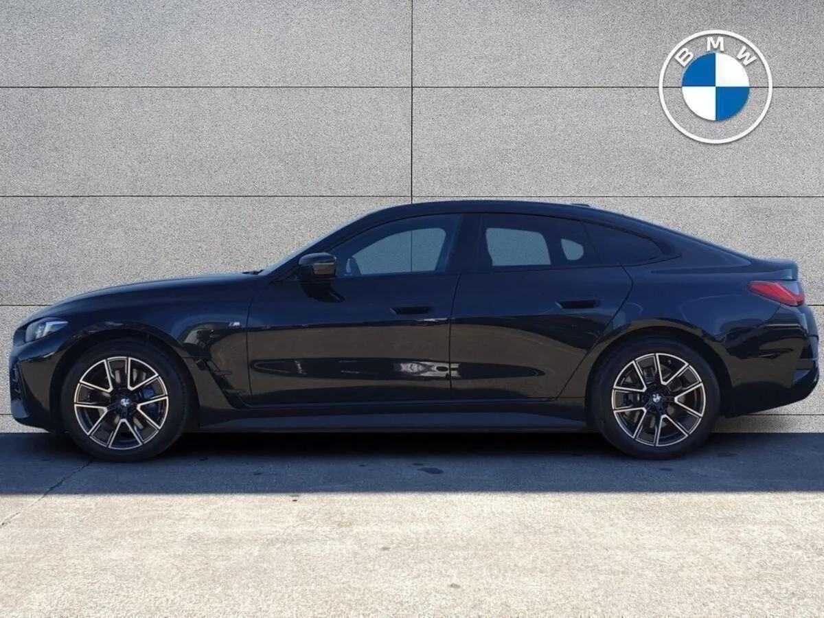 BMW i4 eDrive35 M Sport - Image 3