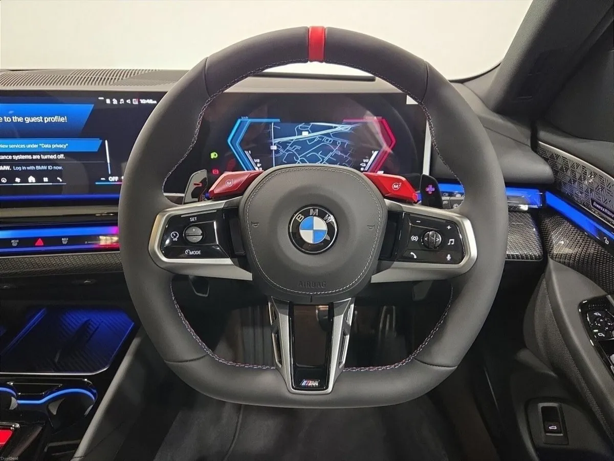 BMW M5 Touring - Image 5