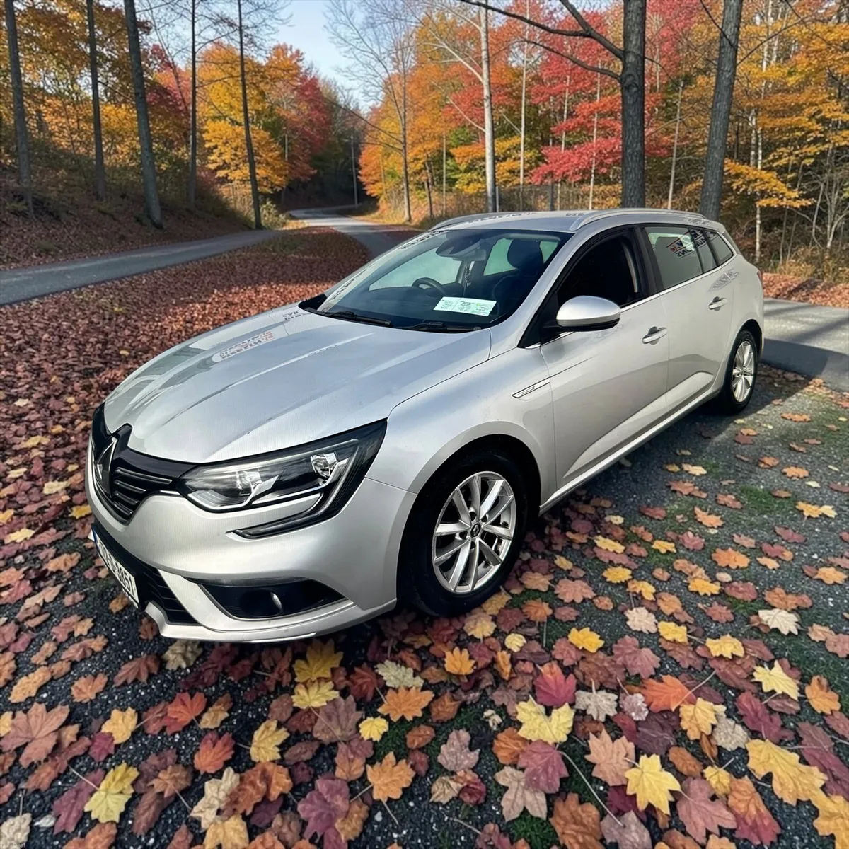 2017 Renault Megane 1.5 dCi 110 DYNAMIQUE NAV - Image 5