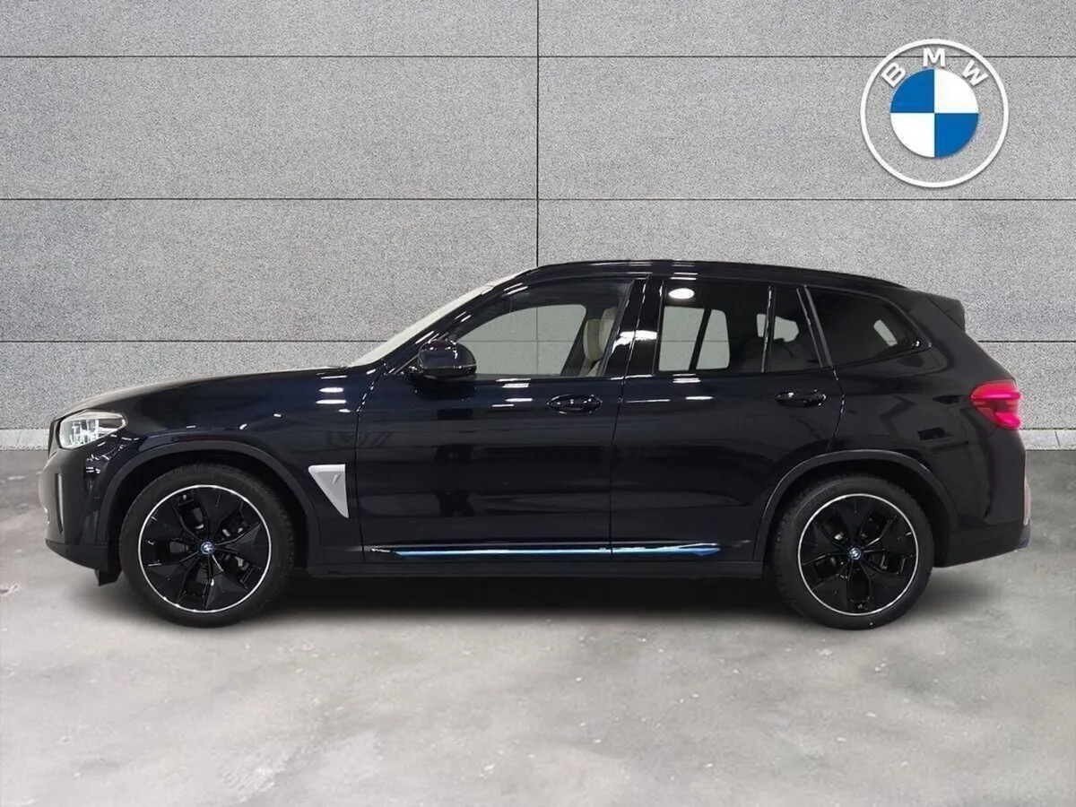 BMW iX3 Premier Edition Pro - Image 3