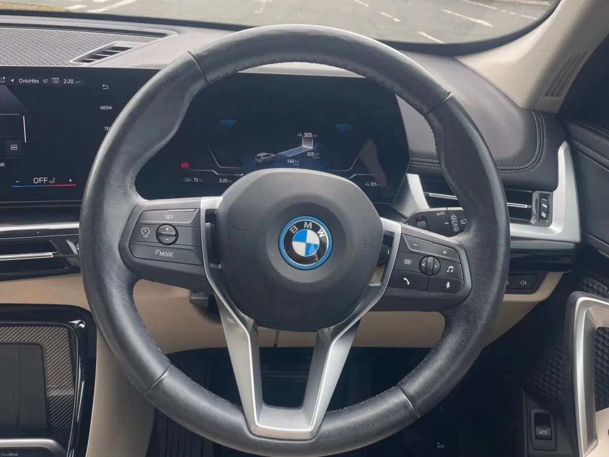 BMW iX1 eDrive20 xLine - Image 5