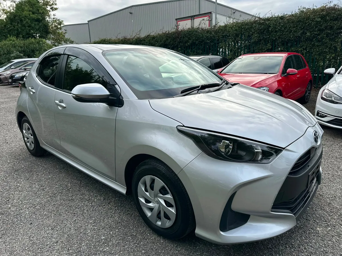 Toyota yaris 10.000km!!! - Image 1