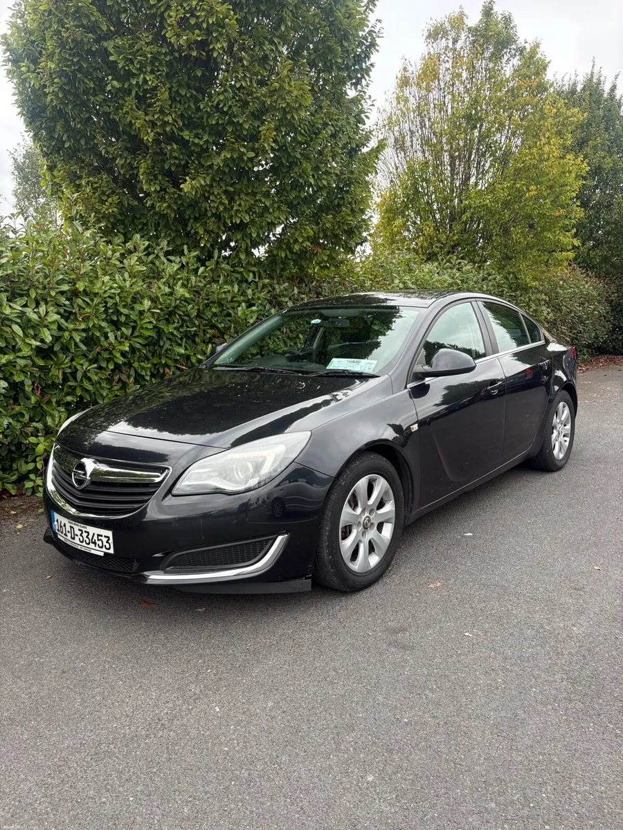 Opel Insignia LONG NCT&TAX - Image 1