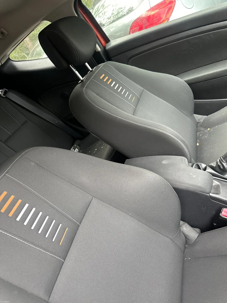 Renault megane GT edition taxed and nctd - Image 4