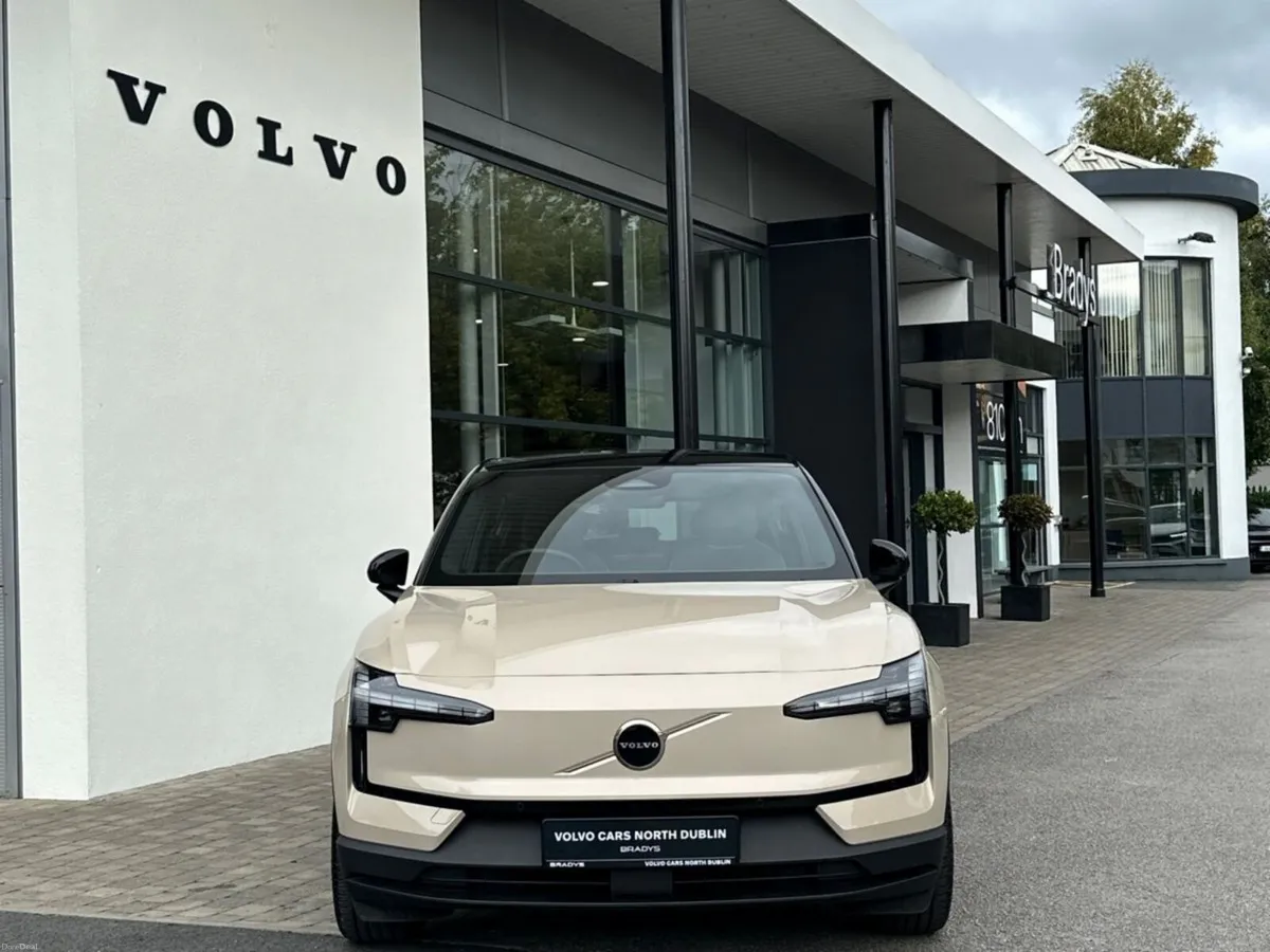 Volvo EX30 EX30 Plus Extended Range P5 272 Single - Image 2