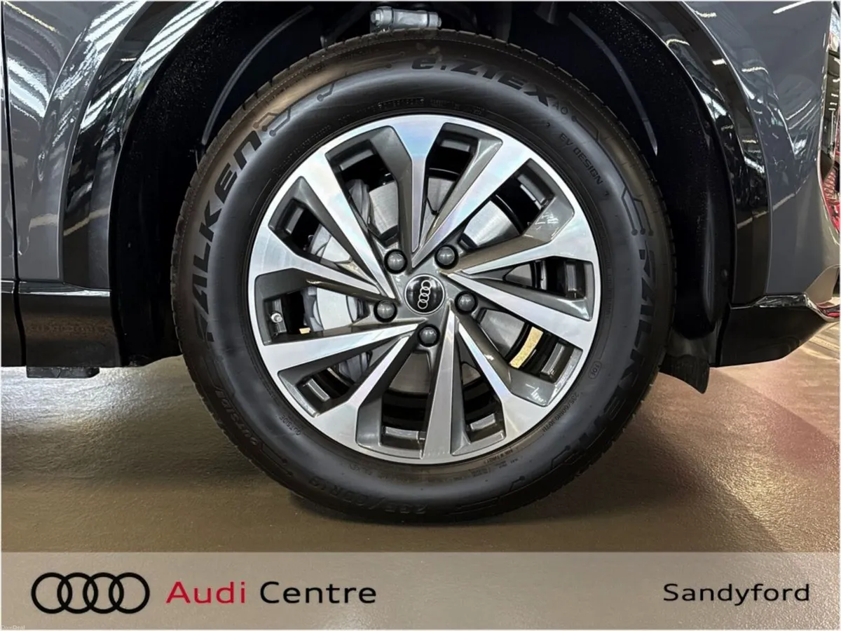 Audi Q6 e-tron PERFORMANCE ADVANCE - Image 6
